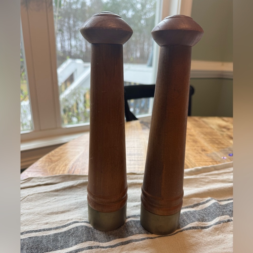 2 Salt Shakers Vintage Napco Japan Mid Century Tall